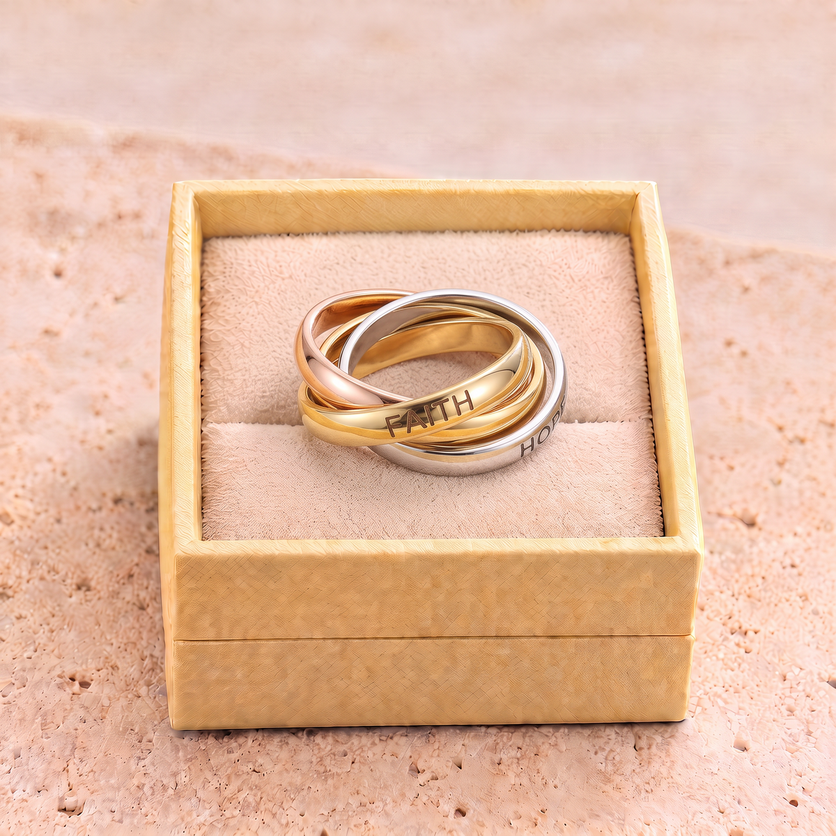 Eunice ring in Godisabove gift box